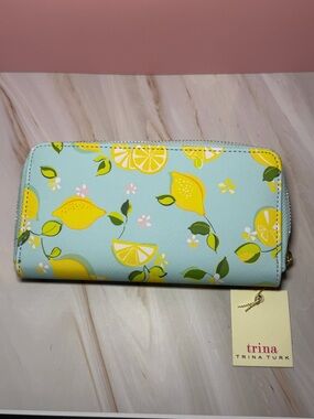 Trina Turk Lemon Print Zip Wallet - Yellow on Aqua